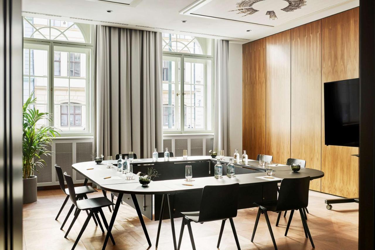 Andaz Prague, By Hyatt Praha